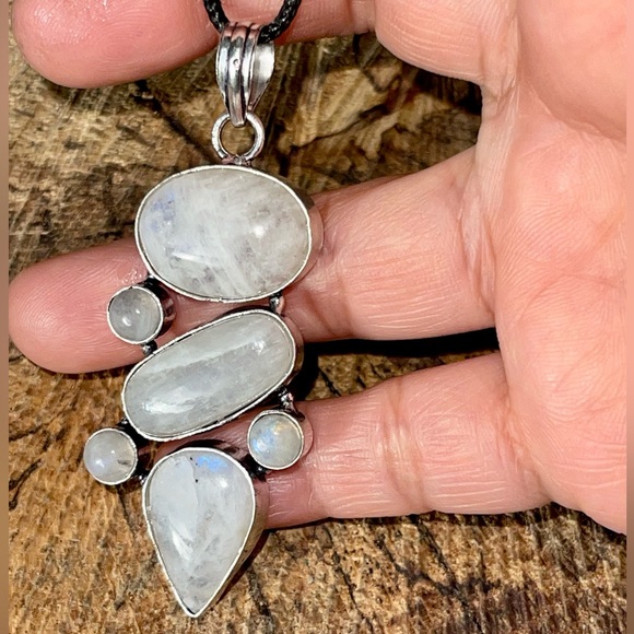 Rainbow Moonstone Pendant & Earrings Set - Picture 7 of 10